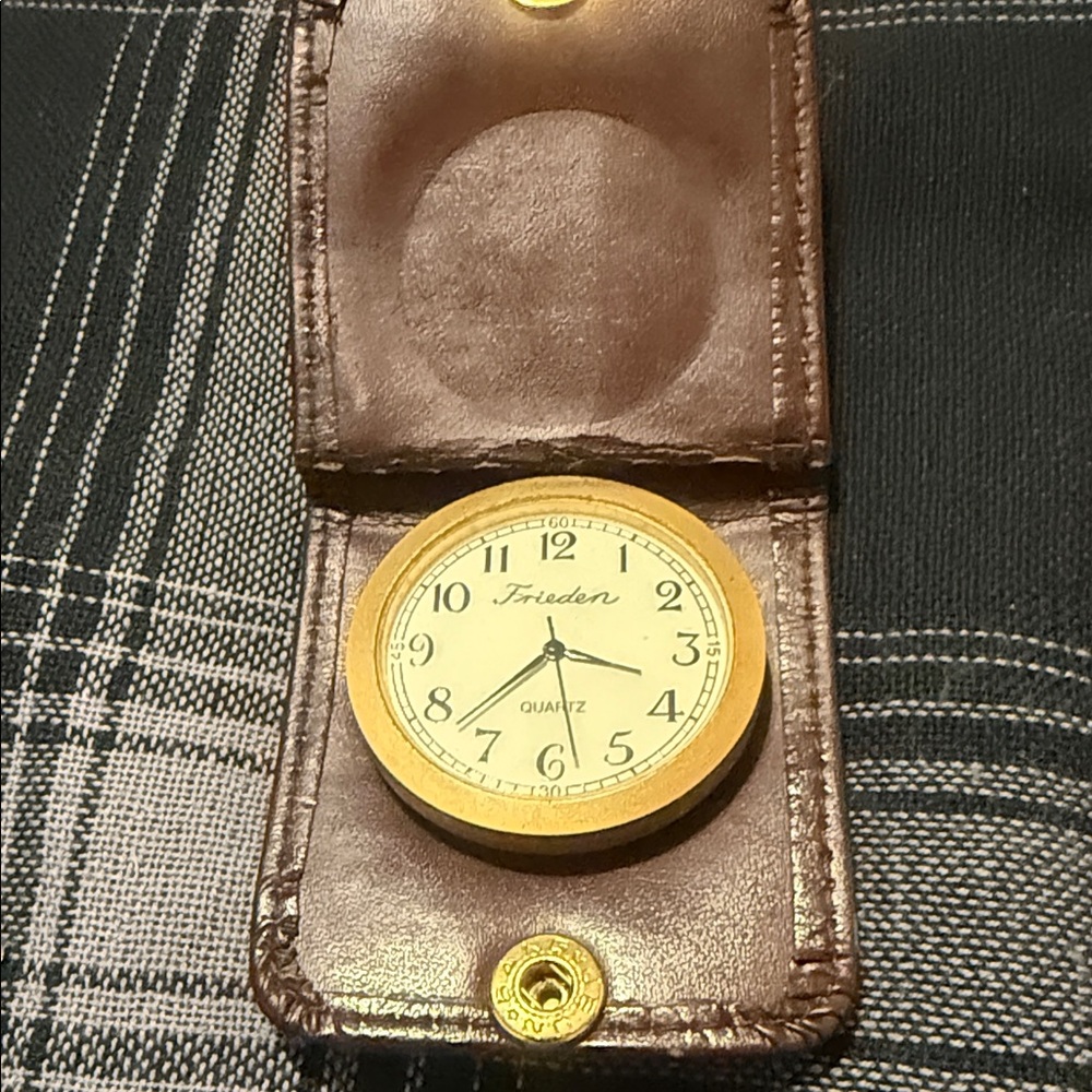 VTG Brown Leather Keychain with Gold Accents Pocket watch